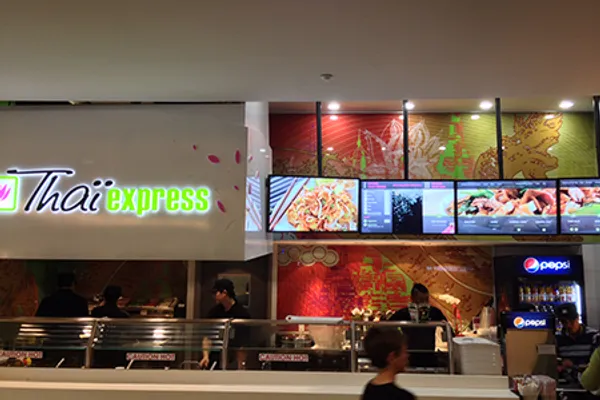 Thai Express - Guilford Mall, Surrey - Decorative Glass Wall