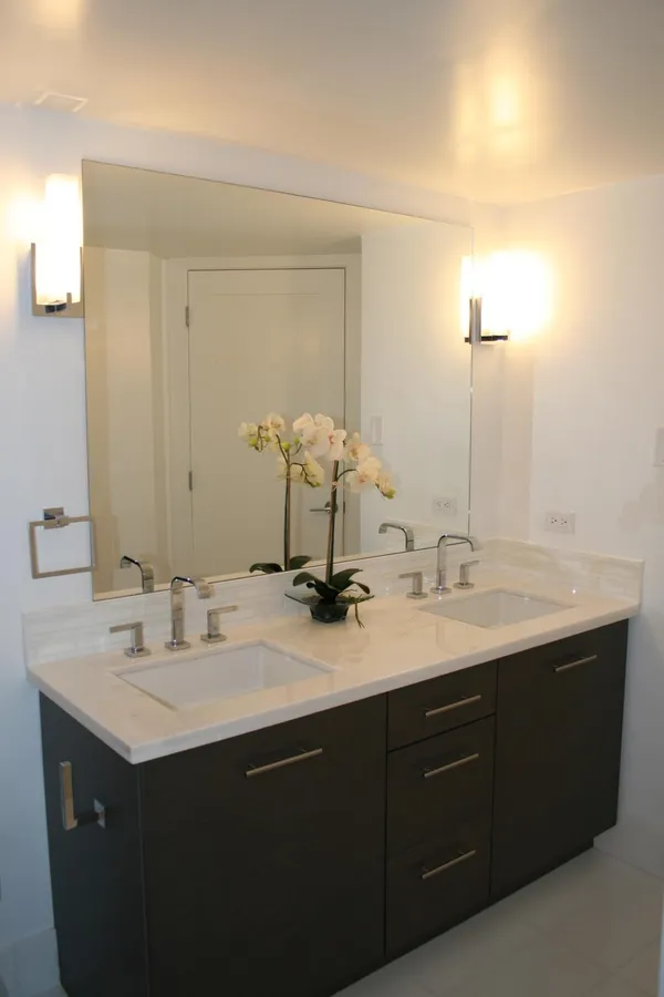Custom frameless mirror installation