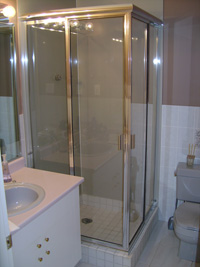 framed shower doors vancouver